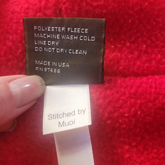 Maralyce Ferree Front Zipper Red Teddy Fleece Jacket. Size L - Picture 9 of 9